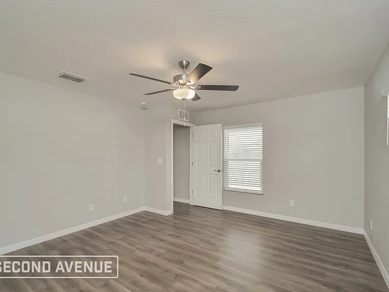 1150 NW 19th Pl — Photo 22