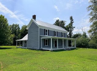 456 Homestead Pl, South Hill, VA 23970