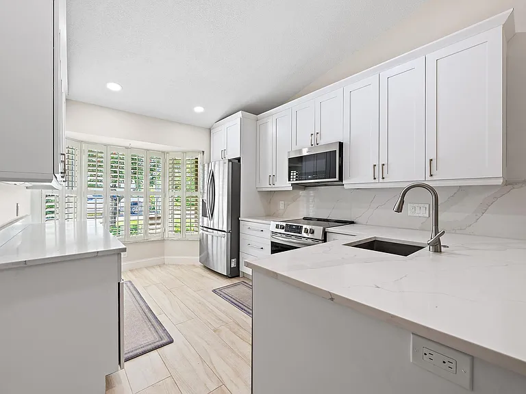 11139 SE Sea Pines Cir — Photo 6