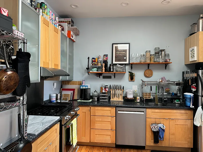 210 Rose St #1/2 — Photo 11
