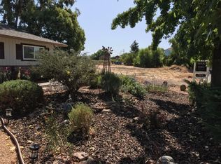 65 Daffodil Dr, Hollister, CA
