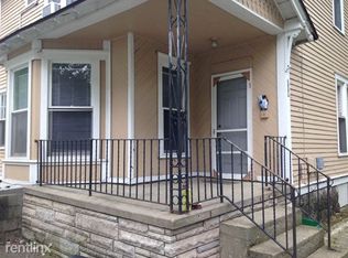 719 W Walnut St, Kalamazoo, MI 49007