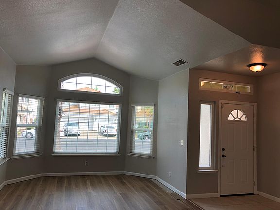 2nd image of 9038 Old Creek Dr #1
