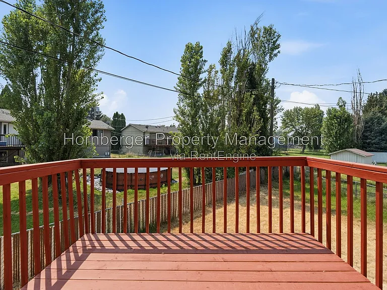 1721 N Glenn Rd — Photo 24