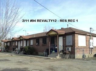 408 E Toppenish Ave, Toppenish, WA 98948