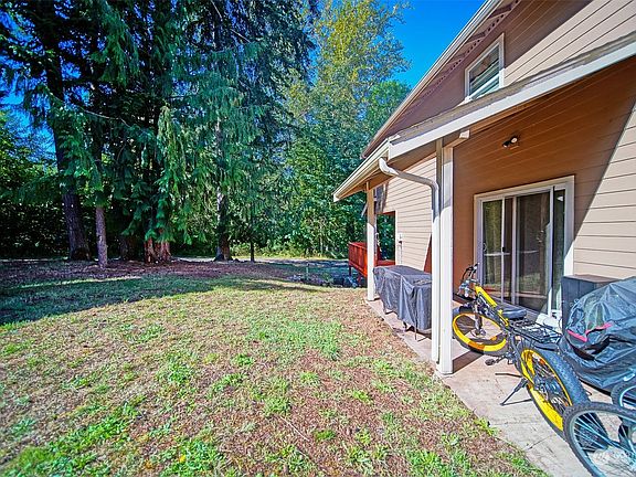 3rd image of 17746 Vine Lane SE