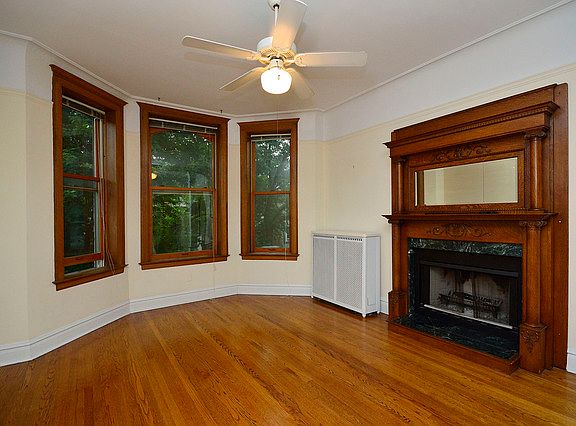 2nd image of 1436 W Berwyn Ave #2