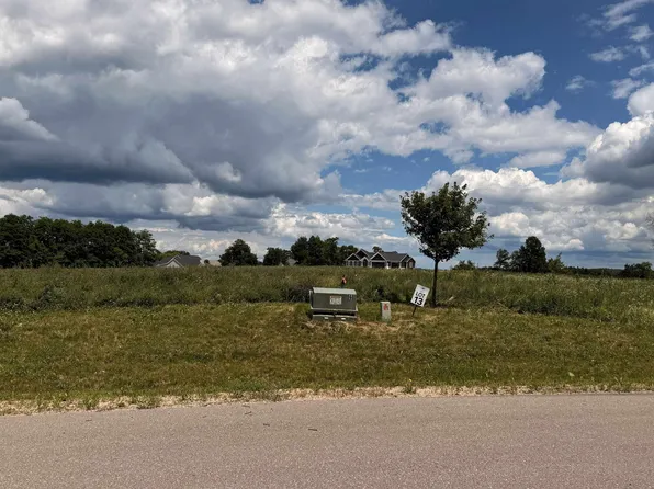 13 Lakestone, Merrimac, WI 53561