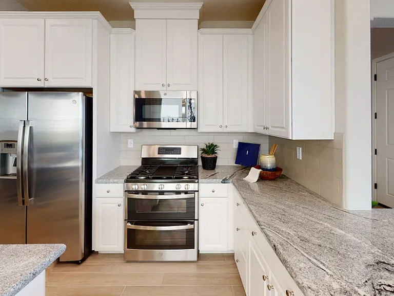 8847 Crimson Ridge Way — Photo 4