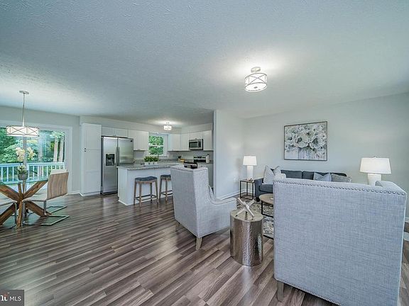 2nd image of 27025 Oxley Dr