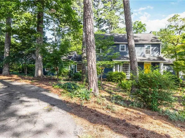 1367 Lansdowne Ct SW, Marietta, GA 30008