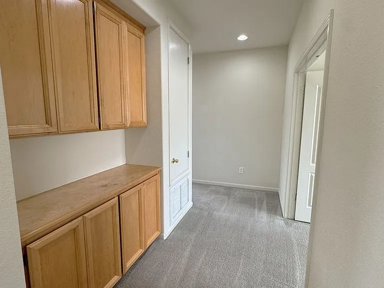 31 Cymbidium Cir — Photo 10