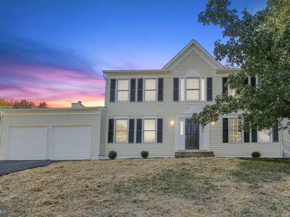 26 Summerwood Dr, Stafford, VA 22554