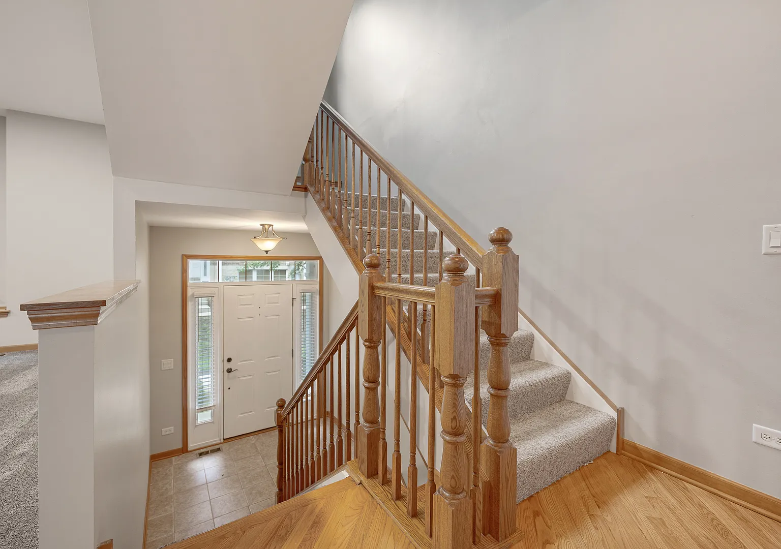 3 bed, 4.0 bath, 2529 sqft, $2,950 — Photo 3