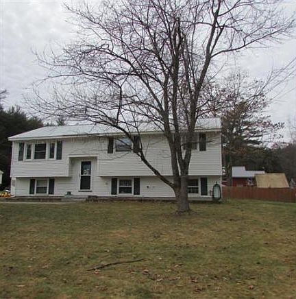 1st image of 6 Joyce Dr
