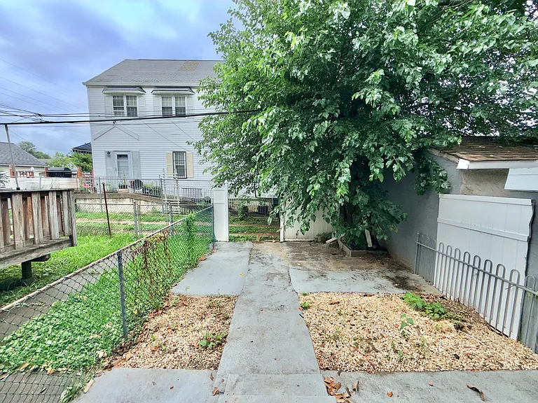 1531 Cottman Ave — Photo 55