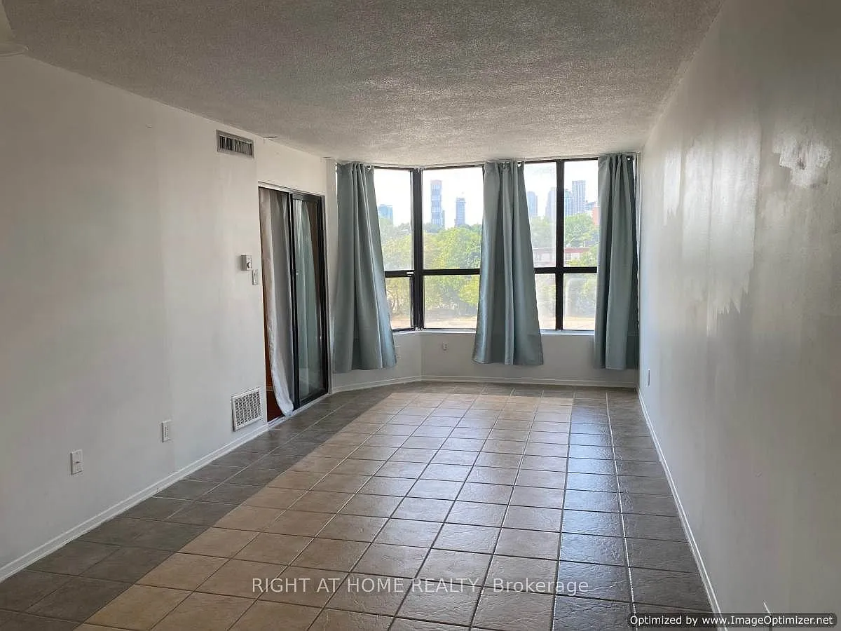 3 bed, $2,800 — Photo 4