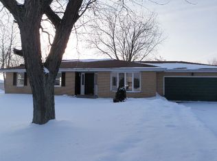 4485 E 250th Rd, Mendota, IL 61342