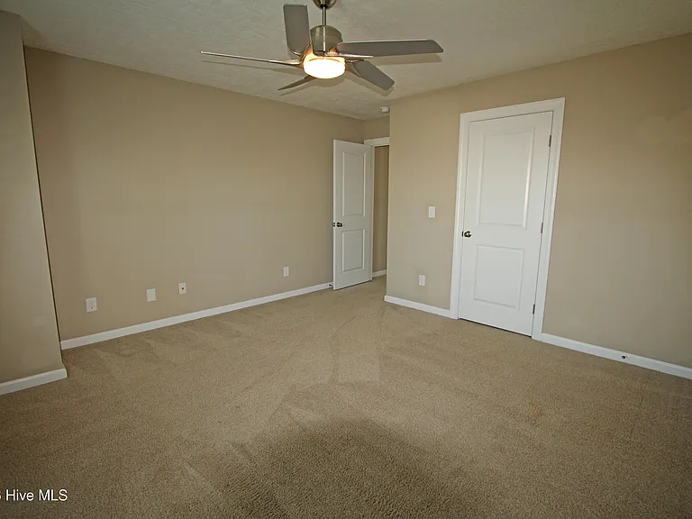 7218 Hoffman Dr — Photo 17
