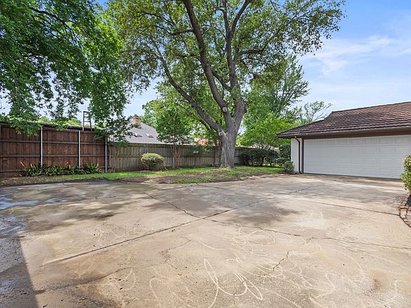 5th image of 442 Hanover Ln