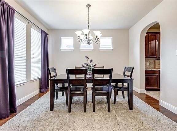 2nd image of 8412 Snow Egret Way