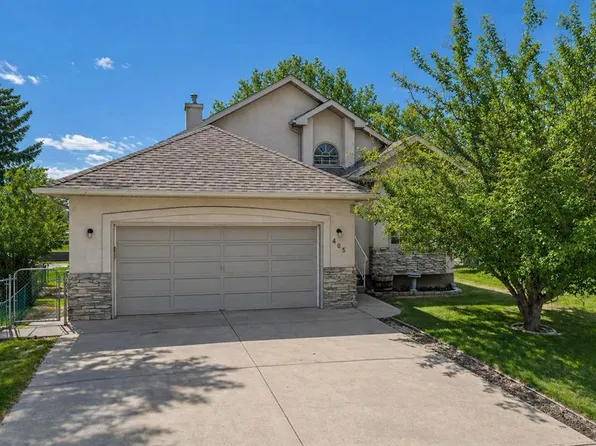 405 NE Lakeside Greens Pl, Chestermere, AB T1X 1C6