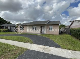 7711 SW 6th Ct, Pompano Beach, FL 33068