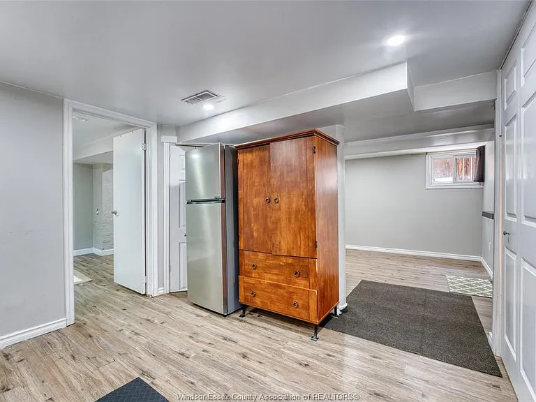 2309 Alexis Rd — Photo 26