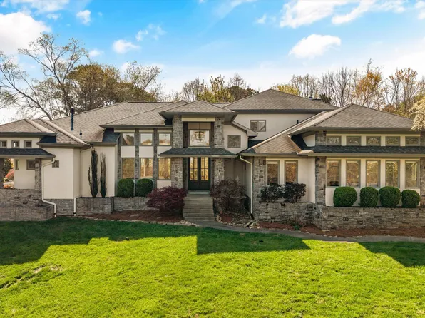 12124 Channel Point Dr, Knoxville, TN 37922