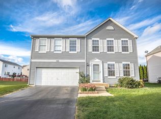 460 Gainsborough Dr, Romeoville, IL 60446