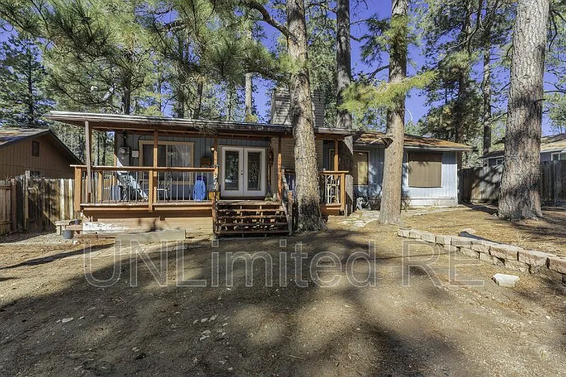 3 bed, 2.0 bath, 1604 sqft, $2,800 — Photo 2