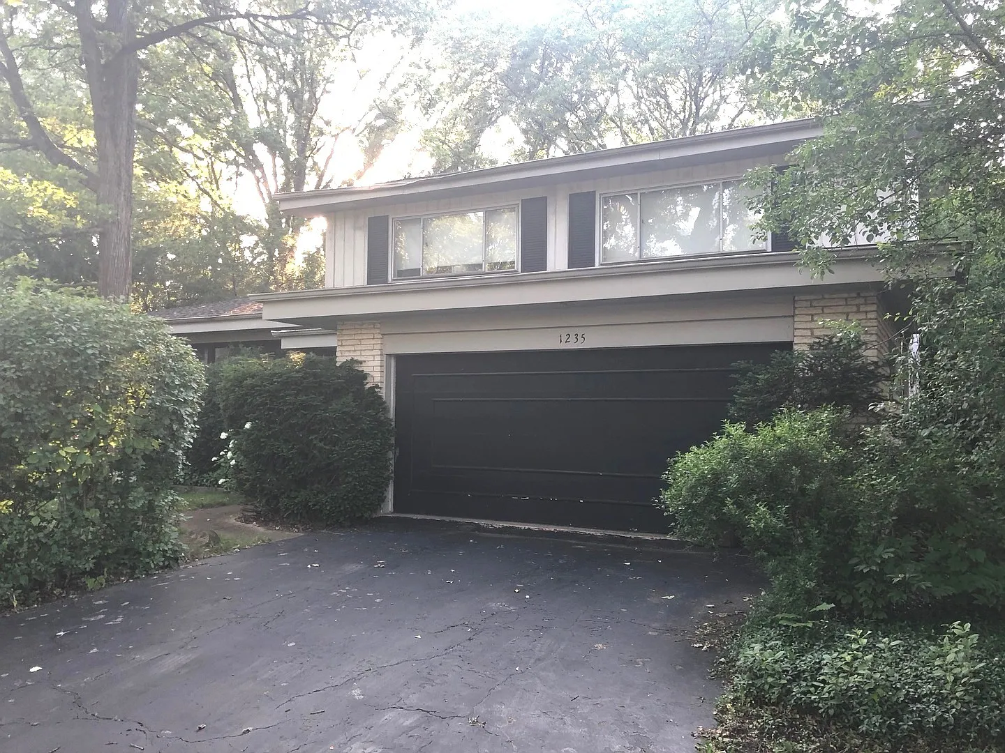 1235 Eaton Ct photo 1