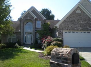 2200 Ameling Manor Dr, Maryland Heights, MO