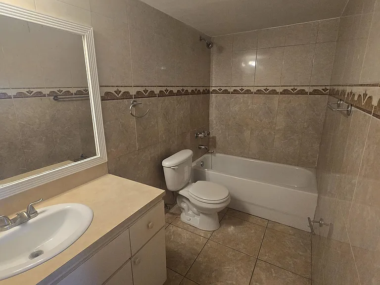 11606 NW 29th St #1-A — Photo 16