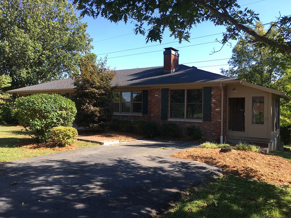 1st image of 1232 Meadow Ln