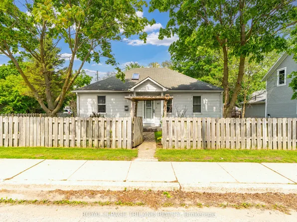 167 Simpson St, Southwest Middlesex, ON N0L 1M0