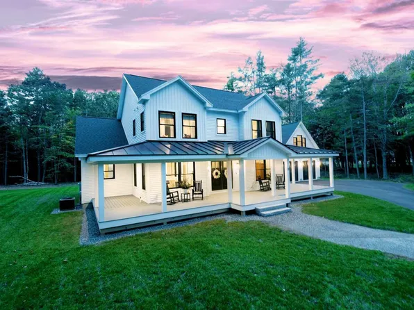 10 Frederick Drive, Freeport, ME 04032