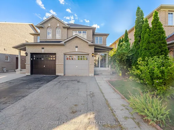 101 Crystalview Cres, Brampton, ON L6P 2S2
