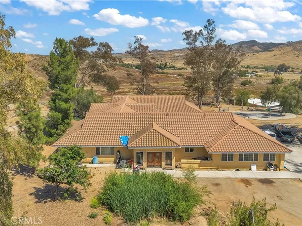 19156 McGuire Rd, Perris, CA 92570