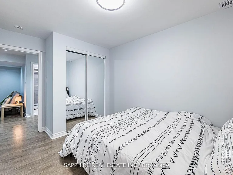 325 Trudeau Dr #BASEMENT — Photo 11
