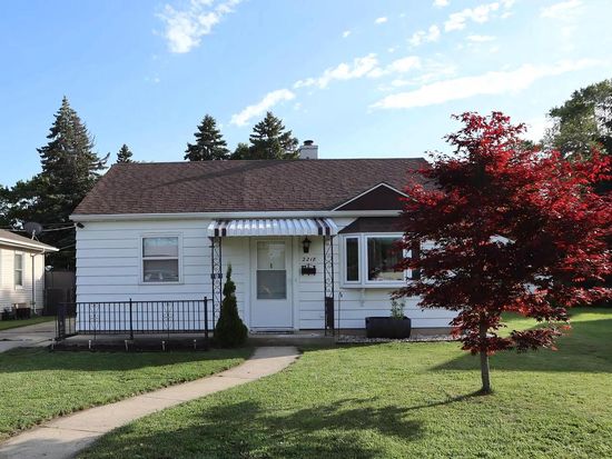 2218 Jerome BOULEVARD, Racine, WI 53403