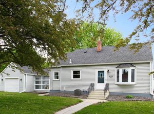 201 Herbert St, Stewart, MN 55385