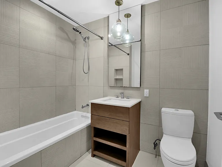 2100 Bedford Ave #6C — Photo 10