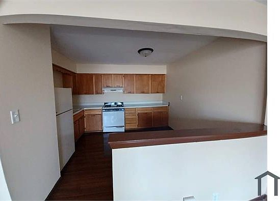 3rd image of 3436 Harrison Ave #2