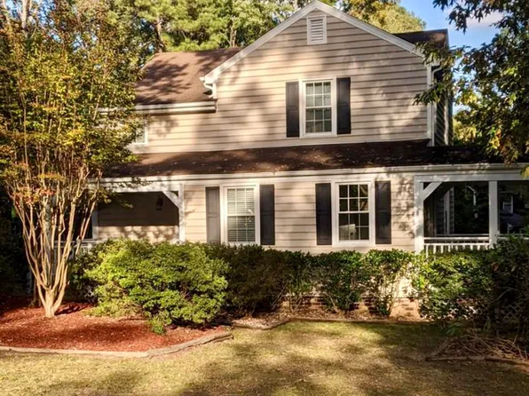 2448 Crowncrest Dr, Henrico, VA 23233