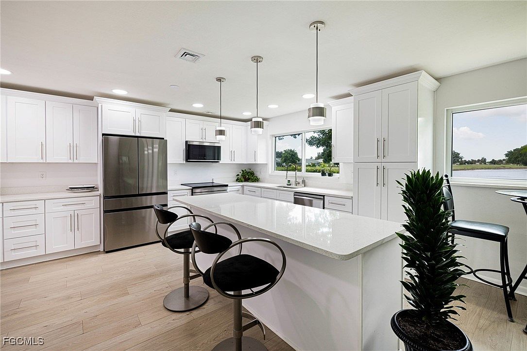 1404 Myerlee Country Club Blvd