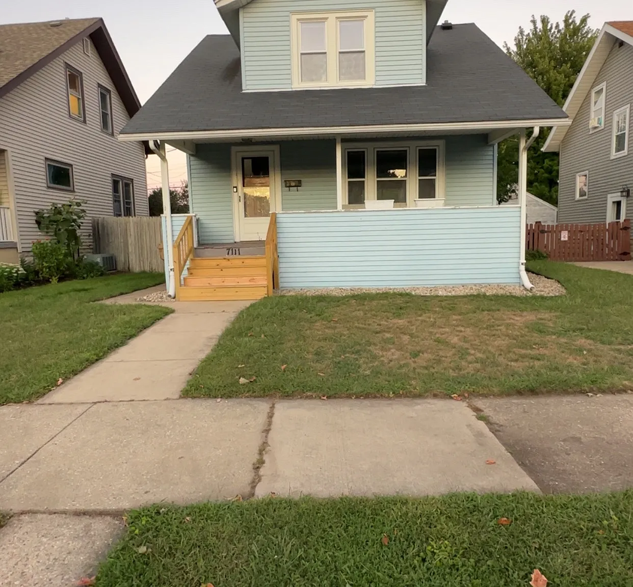 7111 31st Ave — Photo 1
