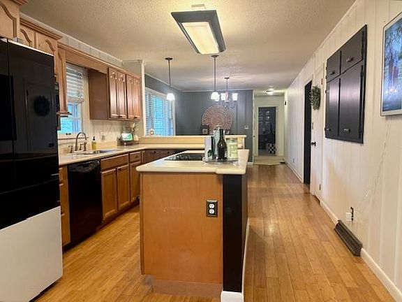 4th image of 1750 Demorie Ave NW