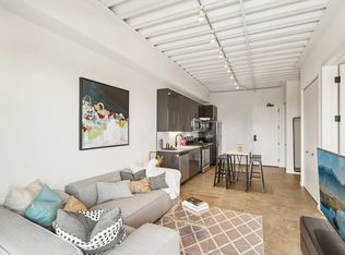 1222 W Jackson Blvd #420, Chicago, IL 60607