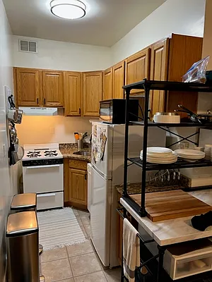 Rented by John Downey, LREB | media 22